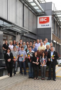 Sechs neue Azubis starten bei IBC SOLAR in den Beruf